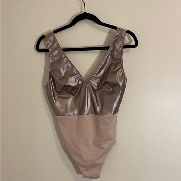 SHAN Eva Plunging Metallic One-Piece Swimsuit Rose Gold Sz 10 - Picture 1 of 8